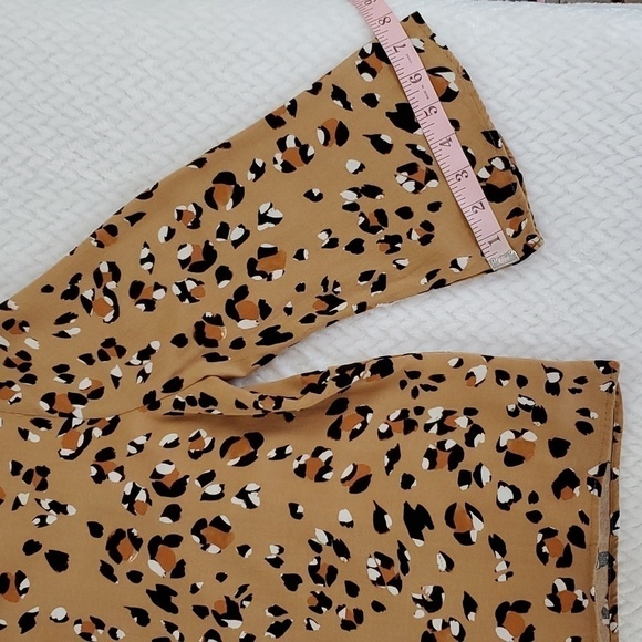 Saltwater LUXE Leopard Print Blazer "Garvey" Light Jacket Blazer Size Small - Picture 11 of 17